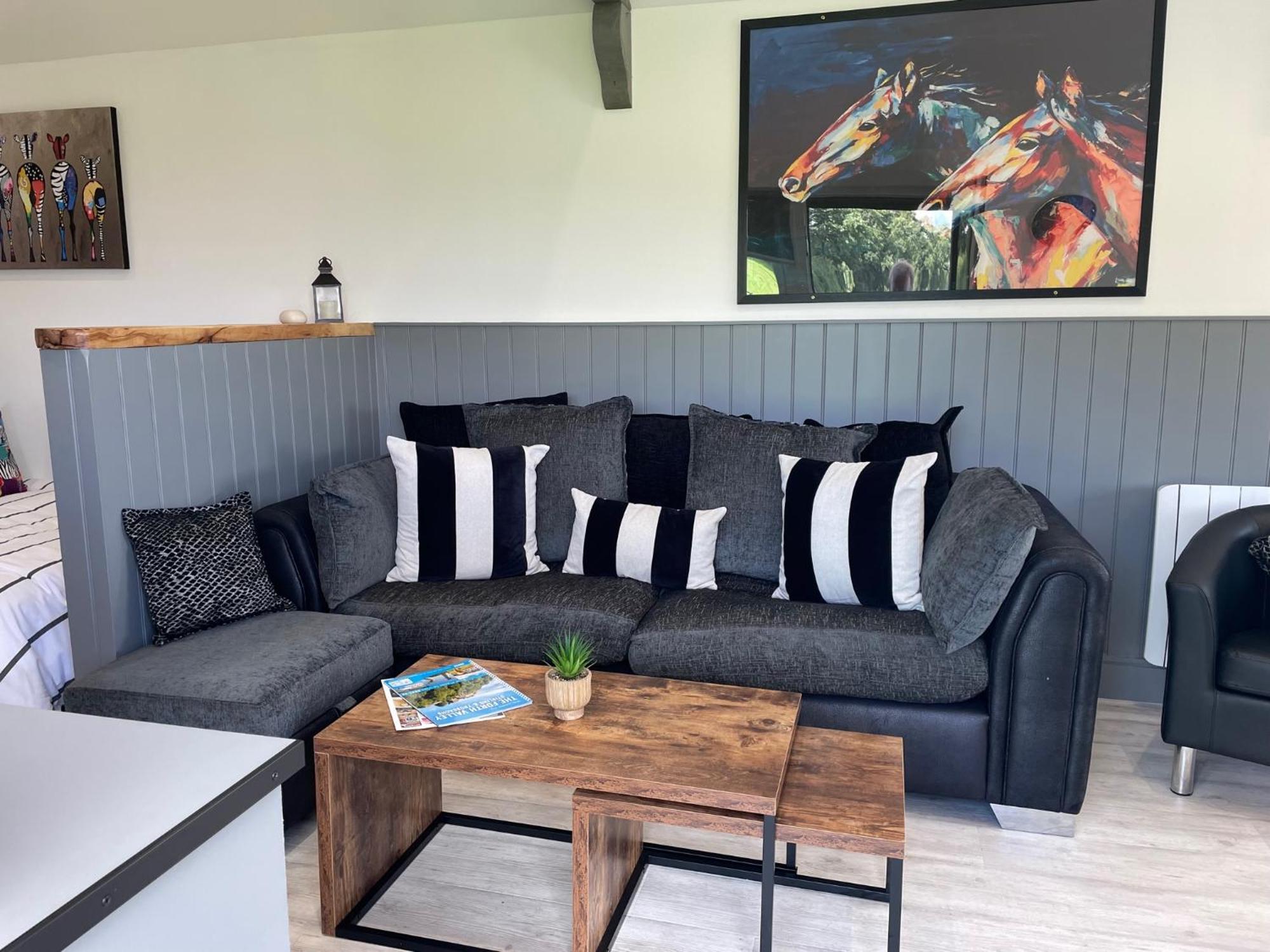 Wellsfield Farm Holiday Lodges Stirling Zewnętrze zdjęcie